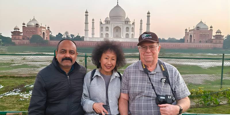 Taxi Hire in Agra for Sightseeing: Best Routes, Prices & One-Day Itinerary