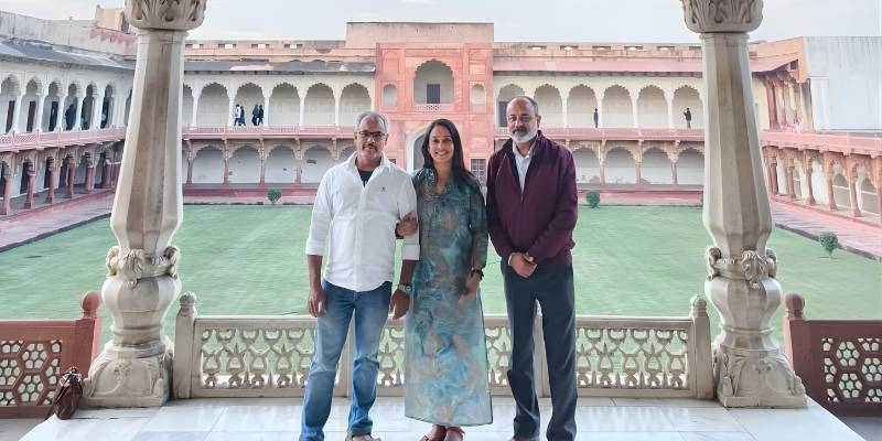 Why Hiring a Taxi in Agra Is the Best Way to Explore Taj Mahal, Agra Fort & Fatehpur Sikri